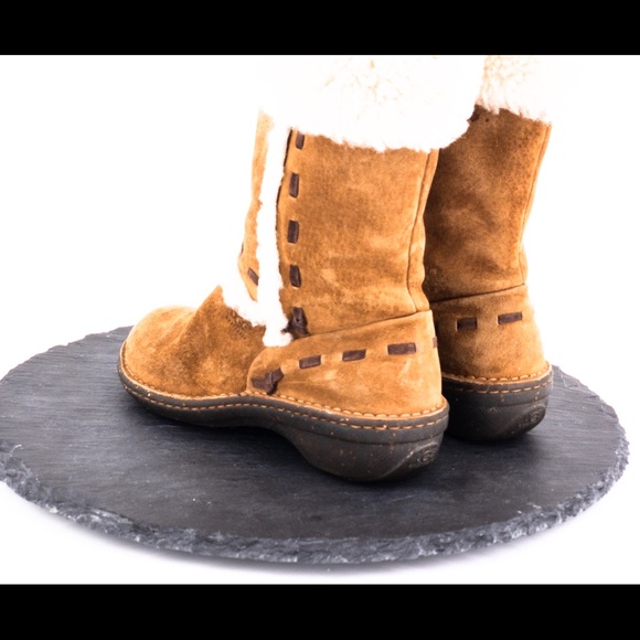 Ugg Elija women’s suede boots size 7 - Picture 4 of 8
